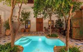Riad Yamina52